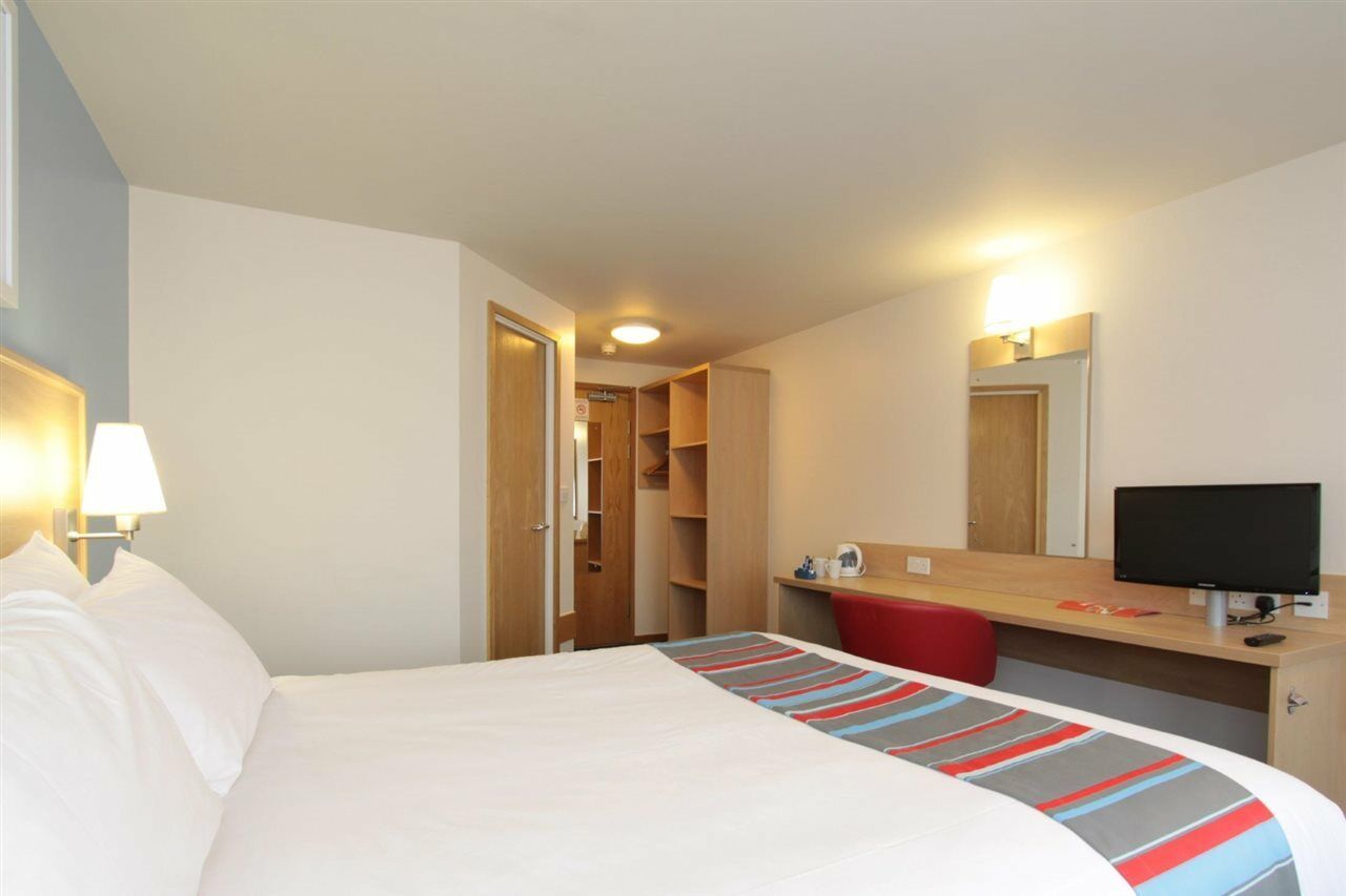 Travelodge Stafford M6 מראה חיצוני תמונה